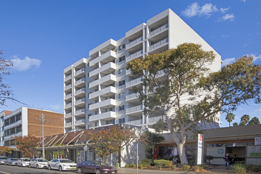 Park Towers Burwood Image 1