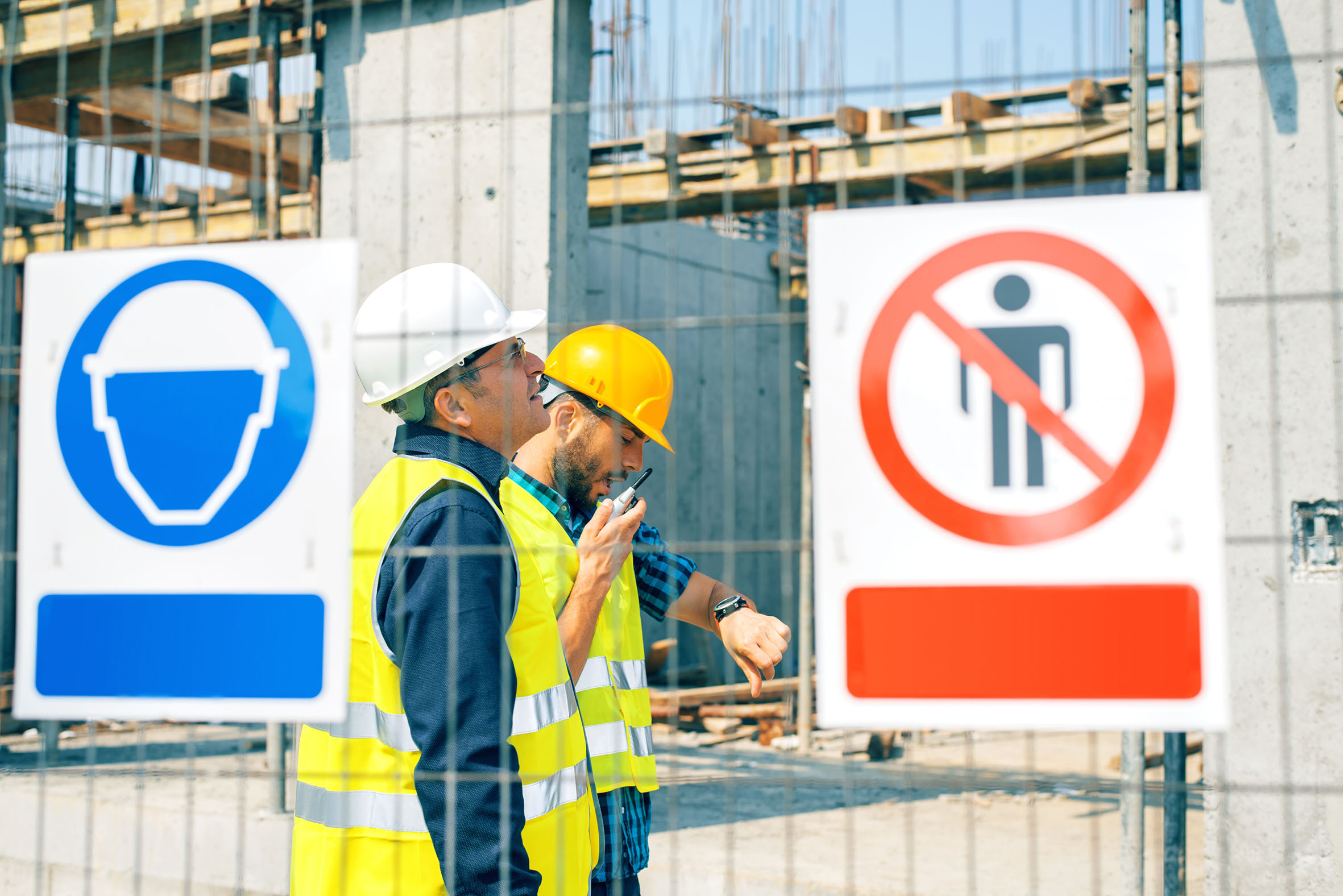 Safety inspection of a construction site